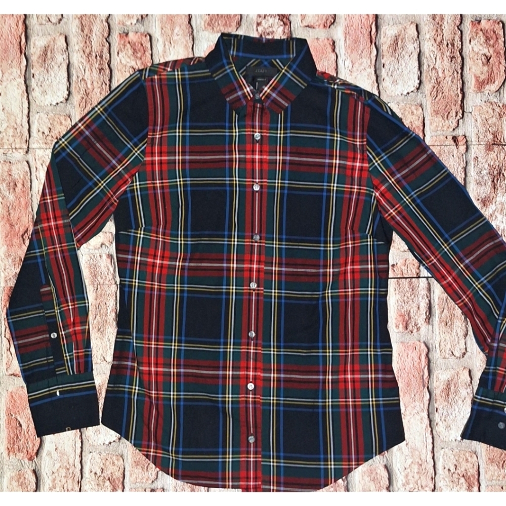 J Crew Perfect Shirt in Stewart Tartan Cotton Poplin - Picture 3 of 11